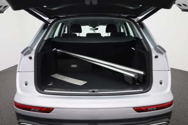 Audi Q5 (2023) thumbnail 10
