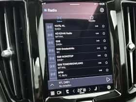 Volvo XC60 (2023) thumbnail 7