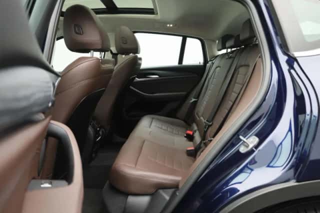 BMW X4 (2021) thumbnail 12