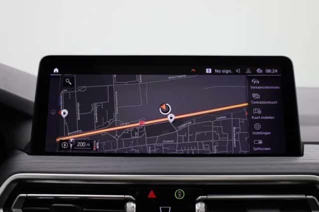 BMW X4 (2021) thumbnail 17