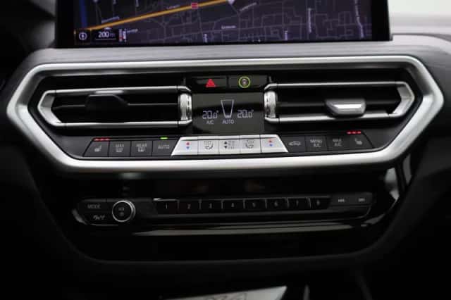 BMW X4 (2021) thumbnail 18