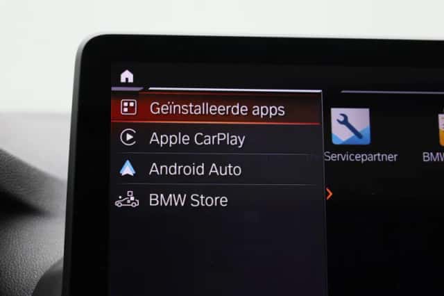 BMW X4 (2021) thumbnail 32