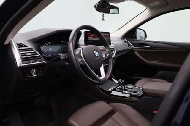 BMW X4 (2021) thumbnail 36