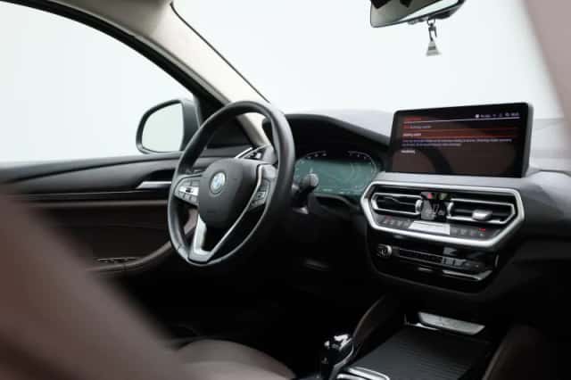 BMW X4 (2021) thumbnail 41