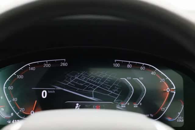 BMW X4 (2021) thumbnail 8