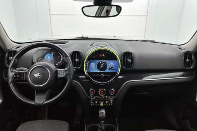 MINI Countryman (2021) thumbnail 6