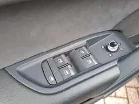 Audi Q5 (2023) thumbnail 11