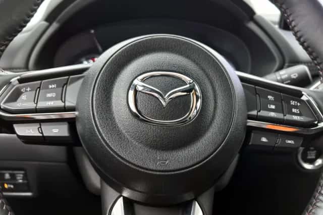 Mazda CX-5 (2023) thumbnail 6