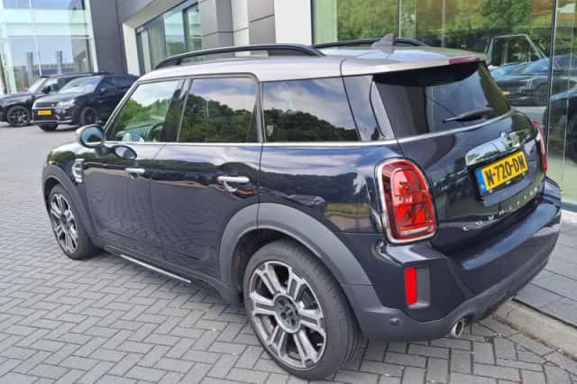 MINI Countryman (2021) thumbnail 3