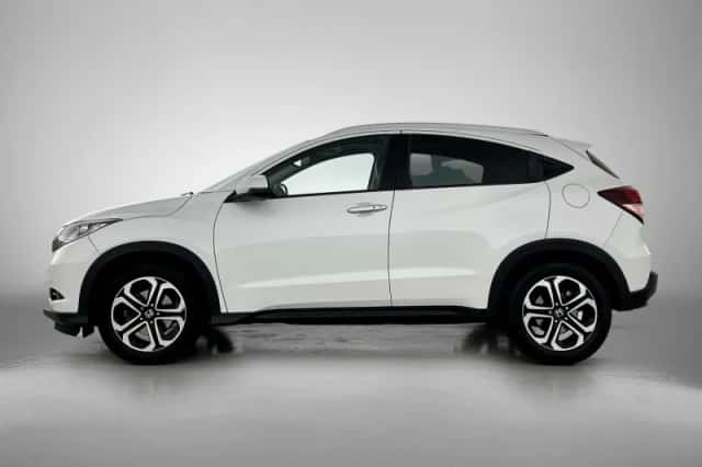 Honda HR-V (2017) thumbnail 2