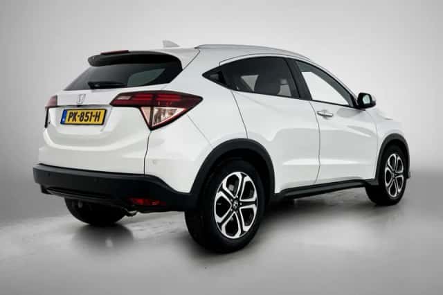 Honda HR-V (2017) thumbnail 4