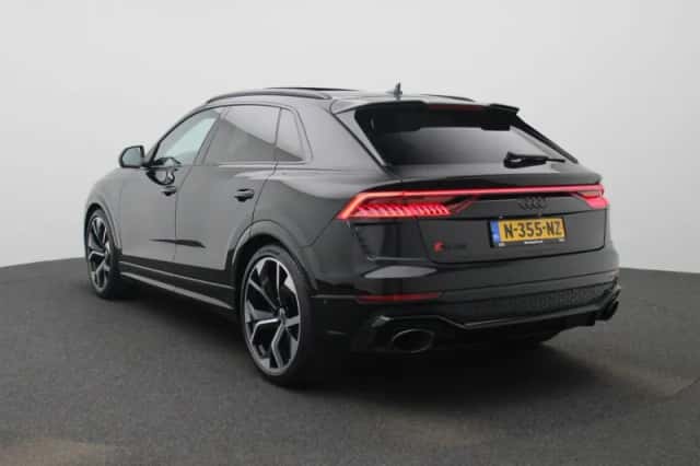 Audi Q8 (2021) thumbnail 2