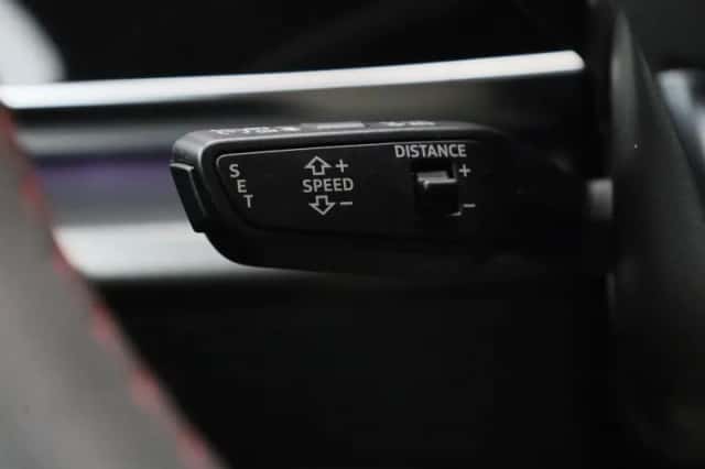 Audi Q8 (2021) thumbnail 20