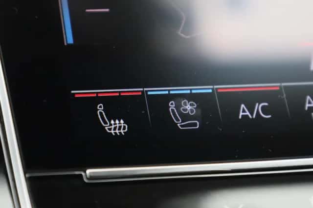 Audi Q8 (2021) thumbnail 25