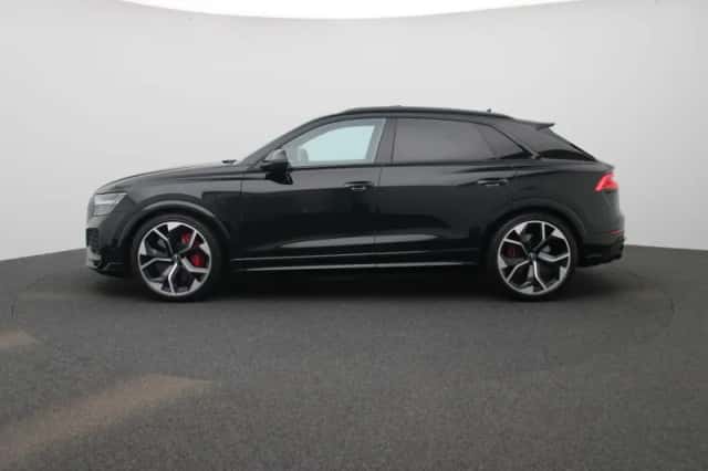 Audi Q8 (2021) thumbnail 4