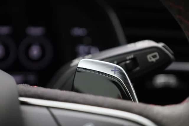 Audi Q8 (2021) thumbnail 33