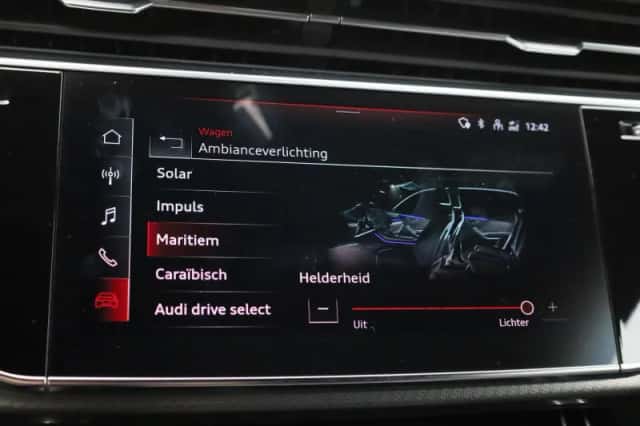 Audi Q8 (2021) thumbnail 43