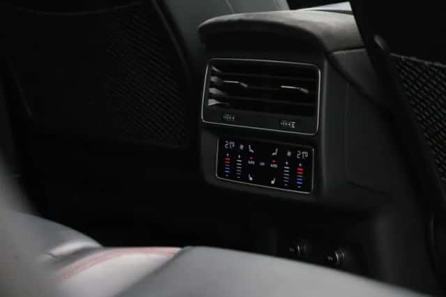 Audi Q8 (2021) thumbnail 56