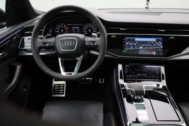 Audi Q8 (2021) thumbnail 7