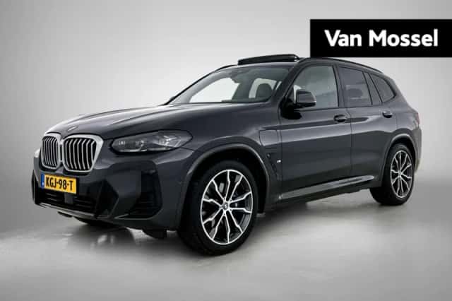 BMW X3 (2023) thumbnail 1