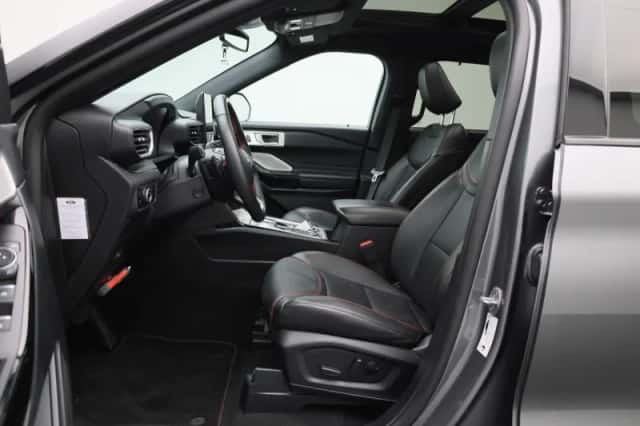 Ford Explorer (2024) thumbnail 9