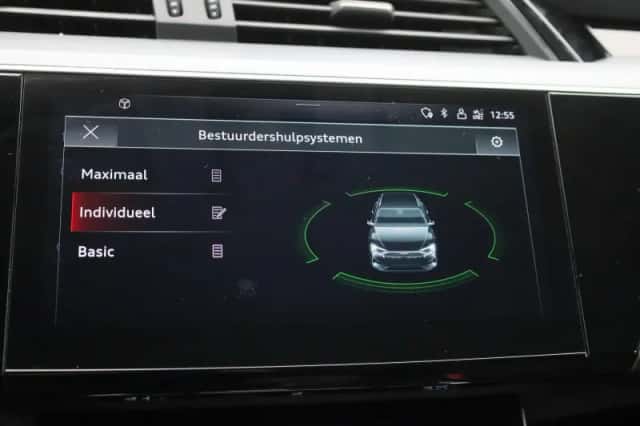 Audi e-tron (2021) thumbnail 33