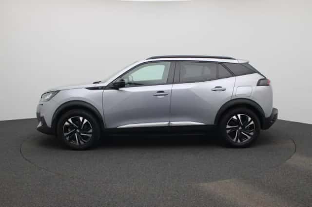 Peugeot e-2008 (2023) thumbnail 4