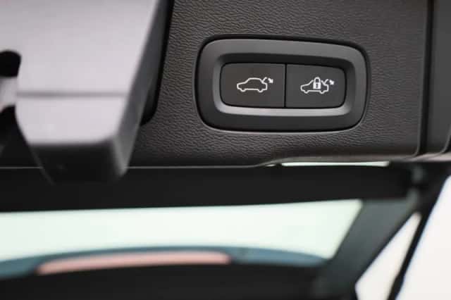 Volvo XC60 (2021) thumbnail 14