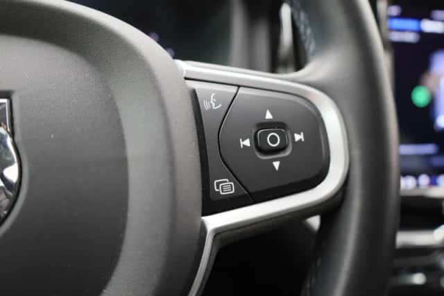Volvo XC60 (2021) thumbnail 20