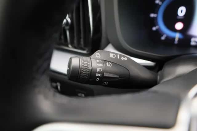 Volvo XC60 (2021) thumbnail 21