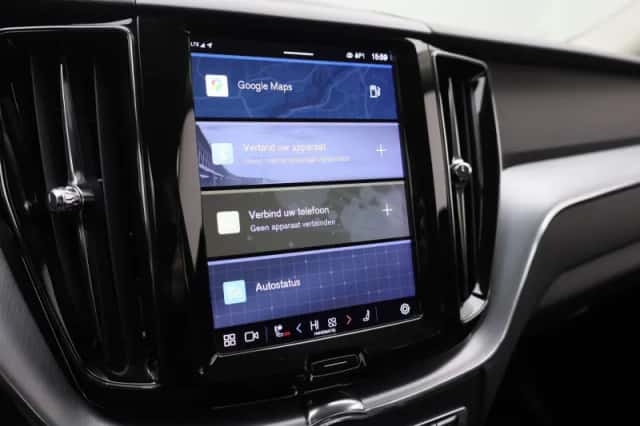 Volvo XC60 (2021) thumbnail 25