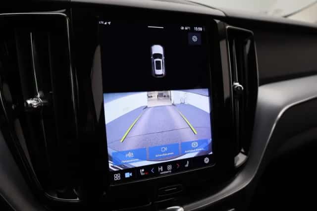 Volvo XC60 (2021) thumbnail 27
