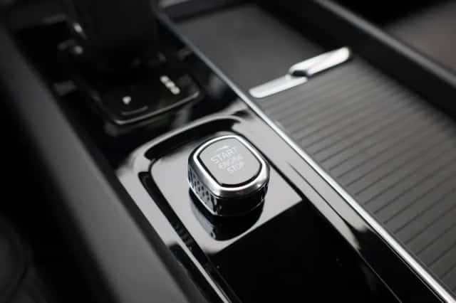 Volvo XC60 (2021) thumbnail 31