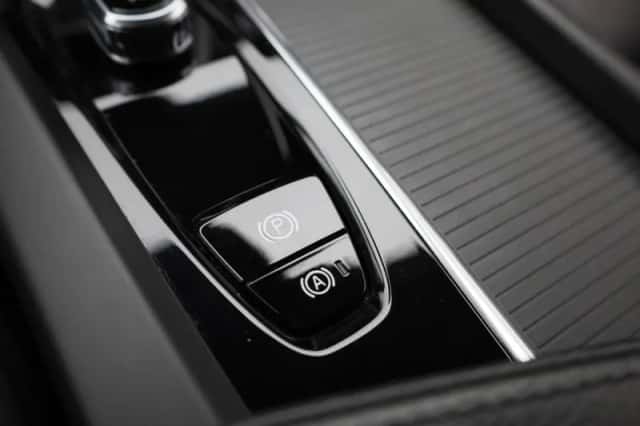 Volvo XC60 (2021) thumbnail 32