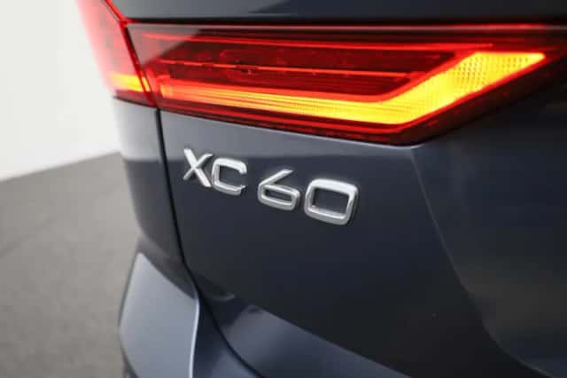 Volvo XC60 (2021) thumbnail 34