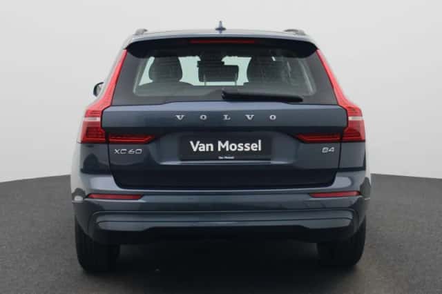 Volvo XC60 (2021) thumbnail 5