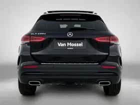 Mercedes-Benz GLA (2023) thumbnail 3