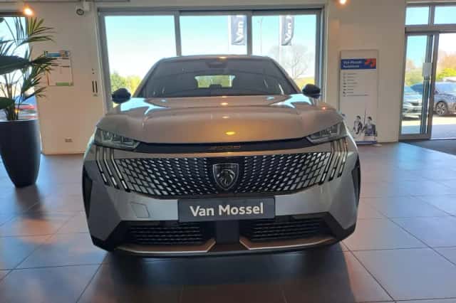 Peugeot 3008 (2025) thumbnail 3