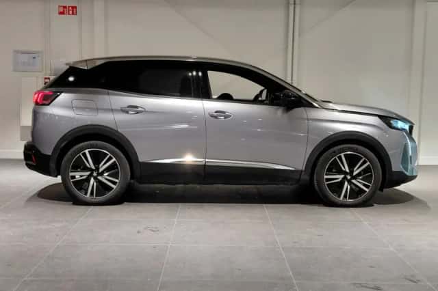 Peugeot 3008 (2024) thumbnail 5