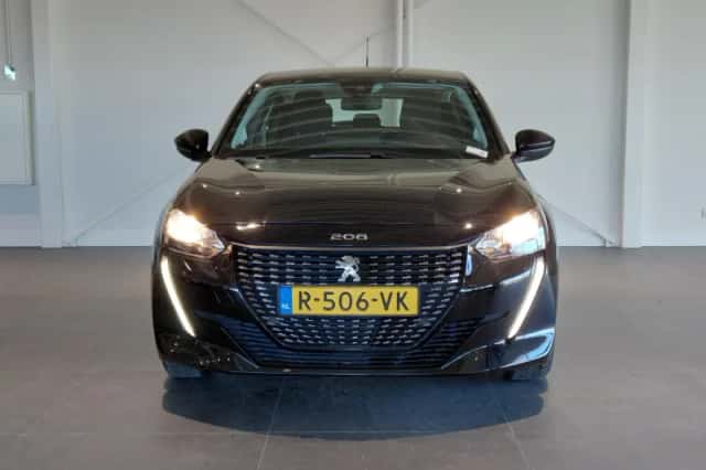 Peugeot 208 (2022) thumbnail 2