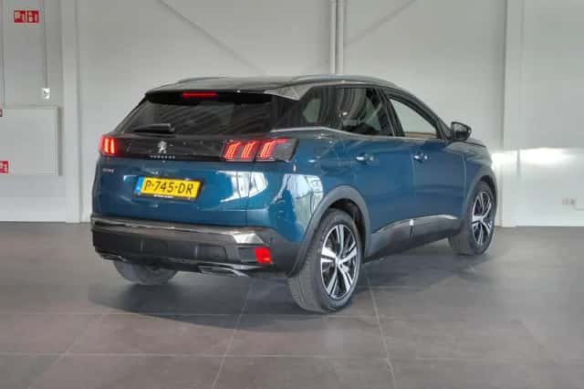 Peugeot 3008 (2022) thumbnail 5
