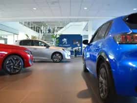 Peugeot 208 (2025) thumbnail 3