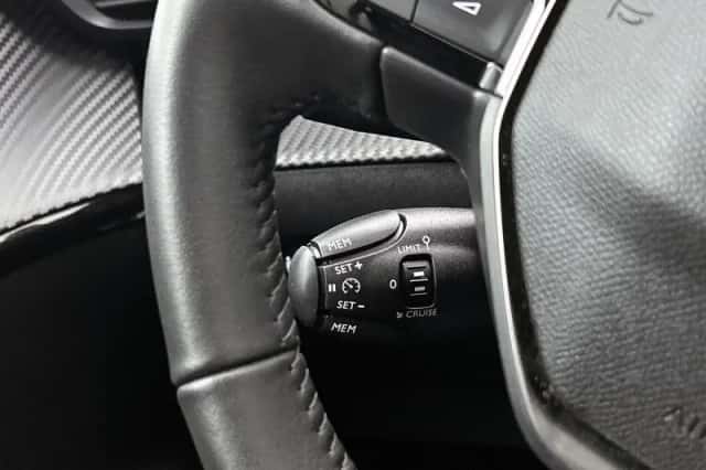 Peugeot 208 (2025) thumbnail 6