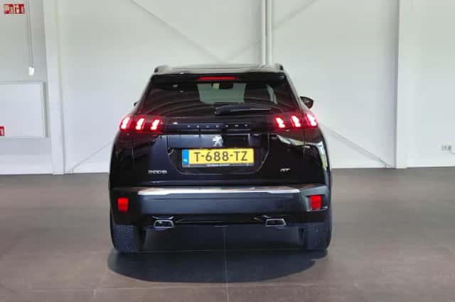 Peugeot 2008 (2023) thumbnail 6