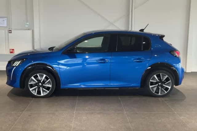 Peugeot e-208 (2022) thumbnail 2