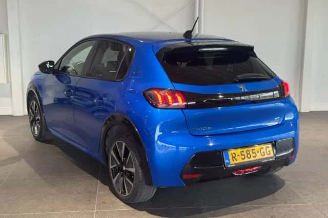 Peugeot e-208 (2022) thumbnail 5