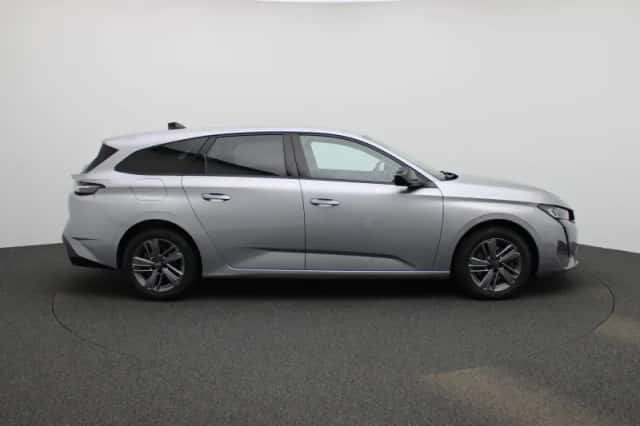 Peugeot 308 (2023) thumbnail 6