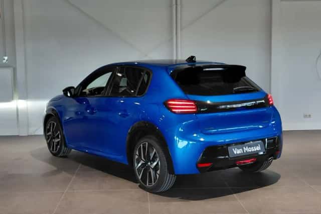 Peugeot 208 (2025) thumbnail 2
