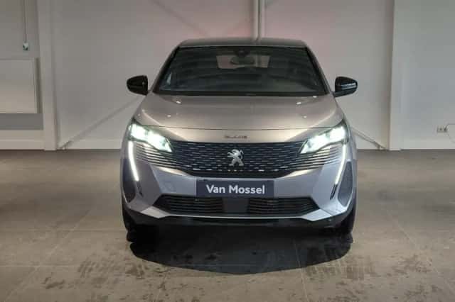 Peugeot 3008 (2024) thumbnail 2