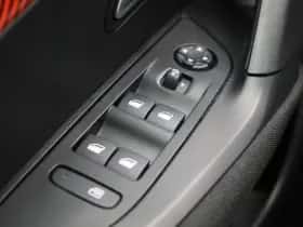 Peugeot 2008 (2022) thumbnail 27